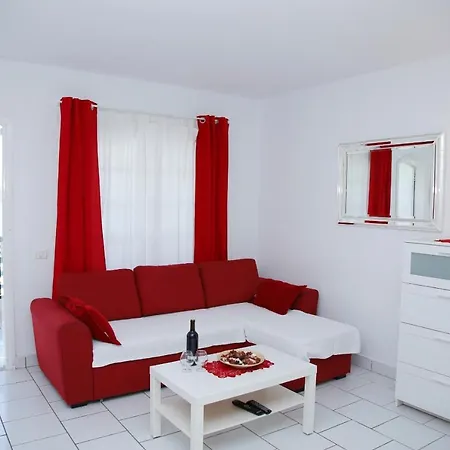 Casa Dany * Tías